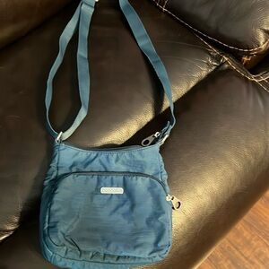 Blue small baggallini crossbody